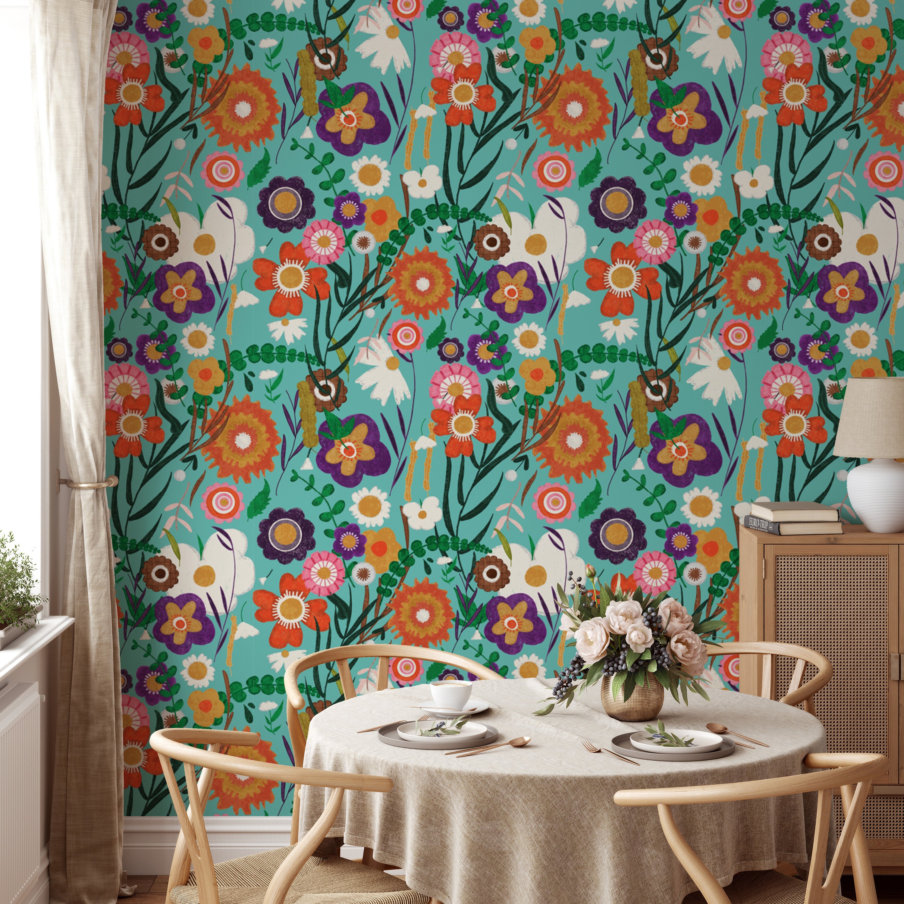 Unique spring floral patterns for wall décor
