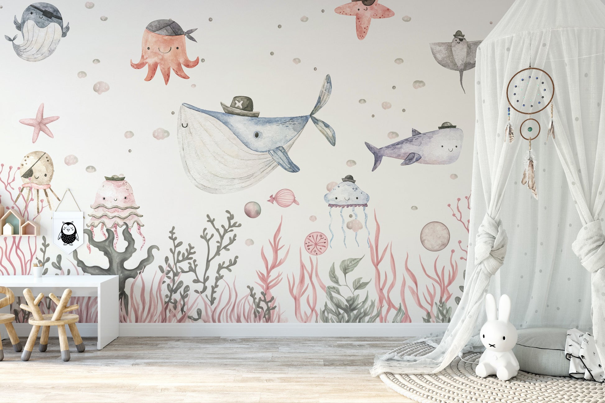 Create underwater magic with maritime aquarium mural