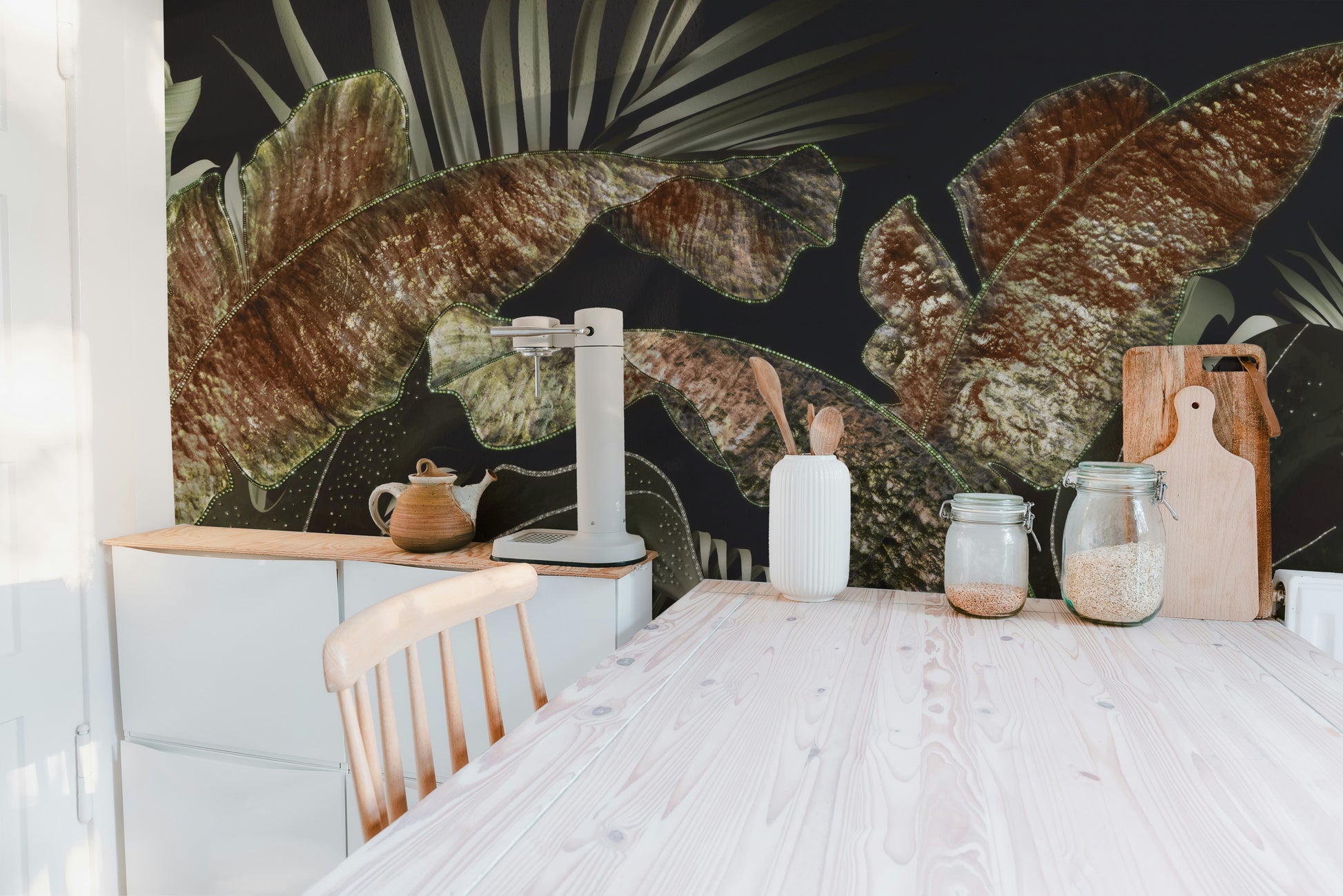 Tropical Leaves Wall Mural Design
