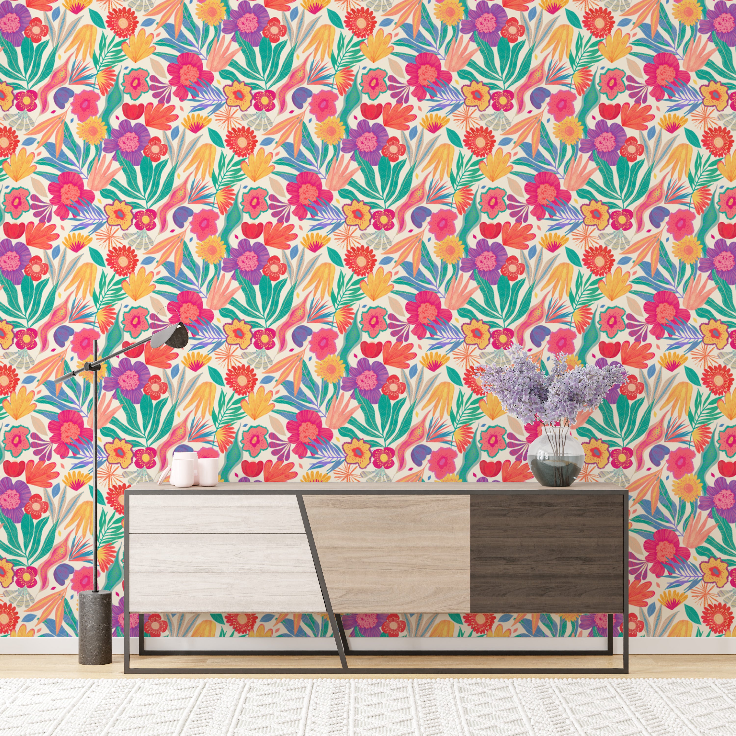 Tropical-inspired exotic blooms wallpaper for a fresh ambiance.
