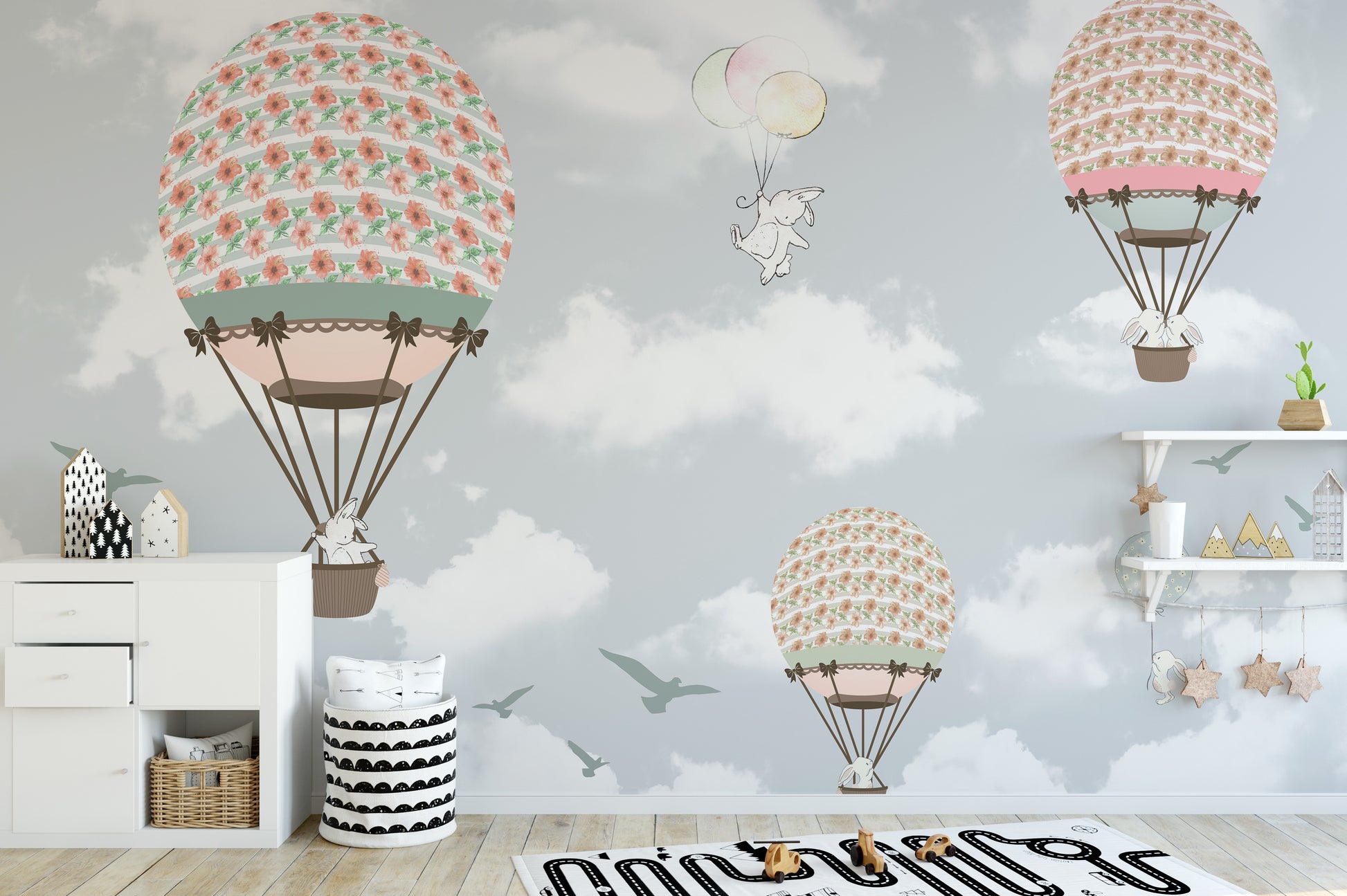 Kids wallpaper mural, animals on balloons