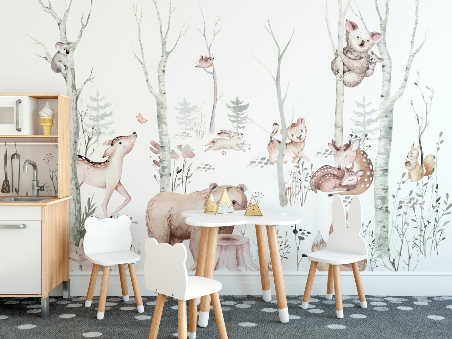 Cute forest animal nursery wallpaper in watercolor style
