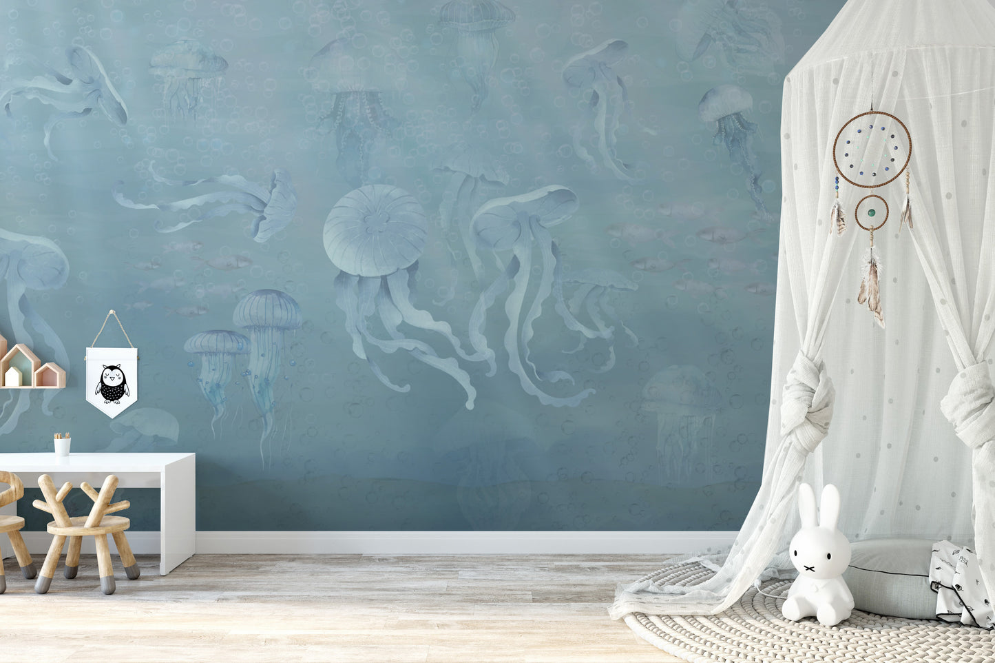 Tranquil underwater scene wallpaper with jellyfish
